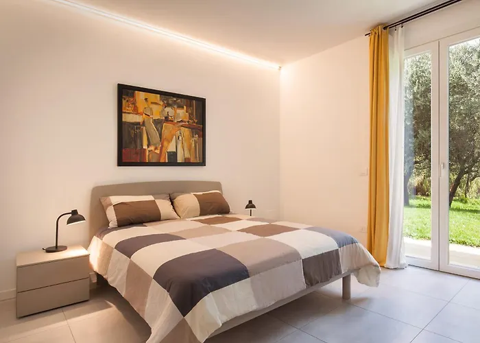 Manzoni 2 Apartamento